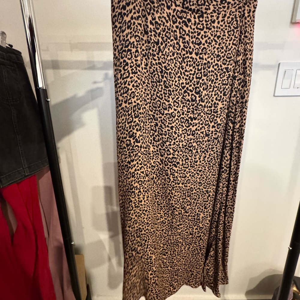 Reformation Leopard-Print with slit Skirt — Tan and Black